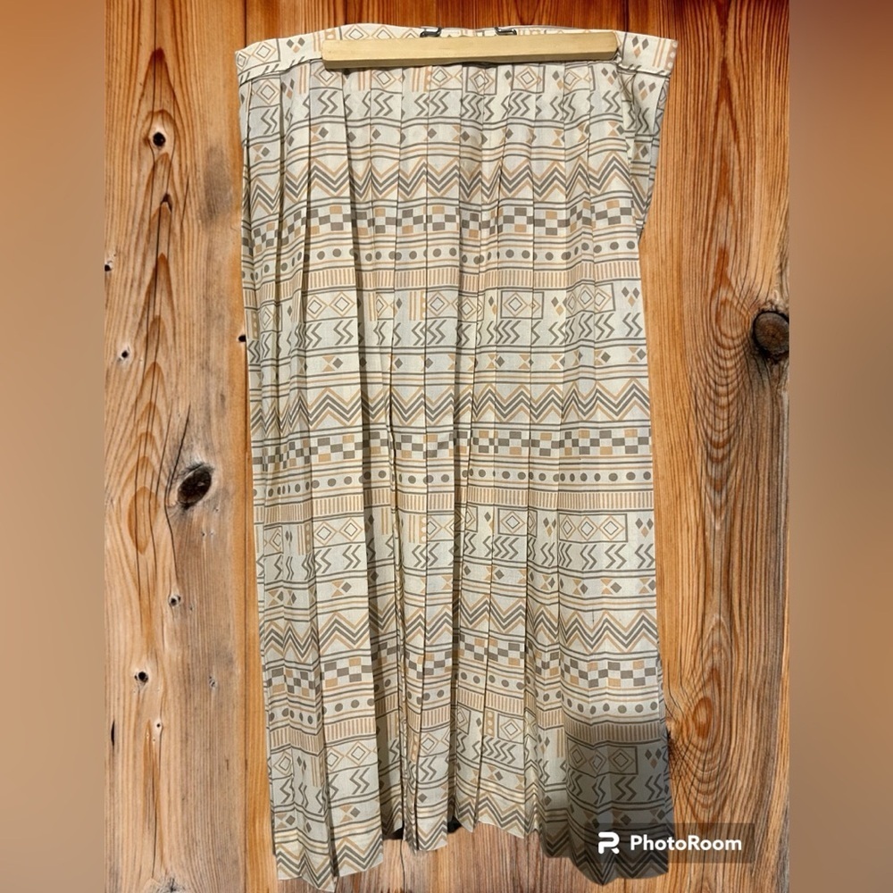 Tan jay vintage skirt size 16